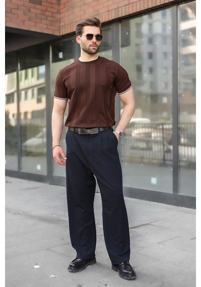 Madmext Kahverengi Bisiklet Yaka Regular Fit Triko Erkek Tişört E7487