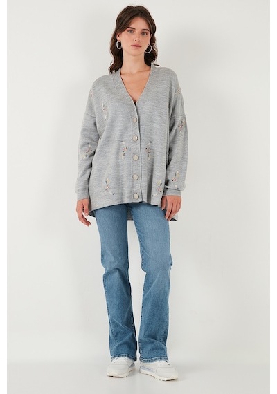 Lela Çiçek Işlemeli Oversize Fit V Yaka Düğmeli Bayan Hırka 4616191 Açık Gri