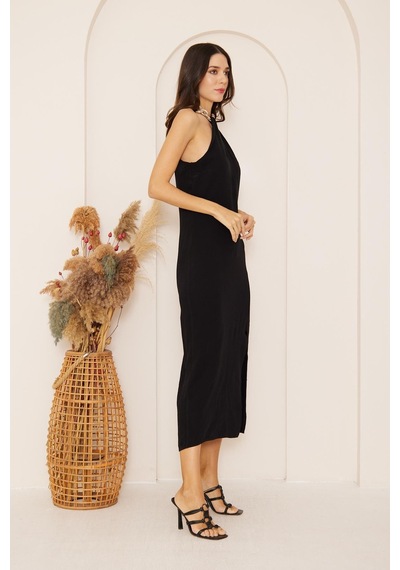 Darlin Moda Yakası Zincir Detaylı Yırtmaçlı Kolsuz Elbise Dm1026