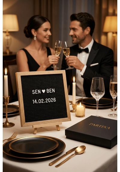Ahşap Harfli Yazı Panosu 25,5x25,5 Cm Gerçek Cam Çerçeve, 340 Parça Harf Seti, Keçe Yüzey, Standlı Ve Duvara Asılabilir