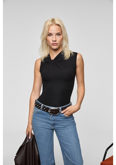 Grımelange Orılenna Kadın Önü Düğüm Detaylı Vücudu Saran Sıfır Kollu Slim Fit Siyah Bluz Siyah