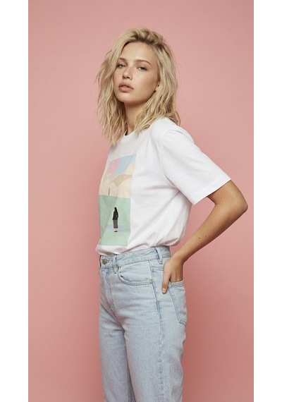 Kadın Oversize Baskılı Minimal Sanat Desenli Beyaz Tişört