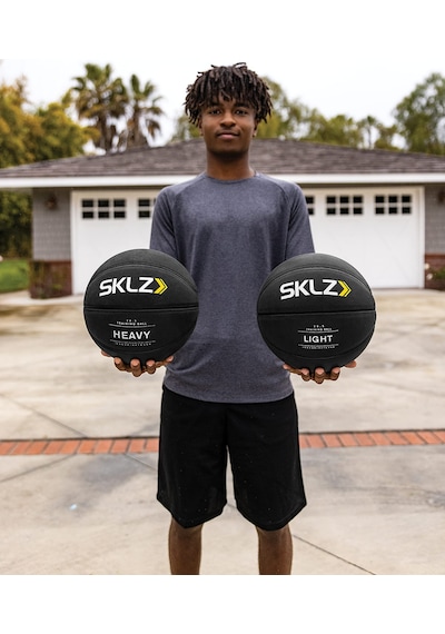 Sklz Geliştirilmiş Dribbling İçin Hafif Kontrollü Basketbol Antrenörü, Siyah
