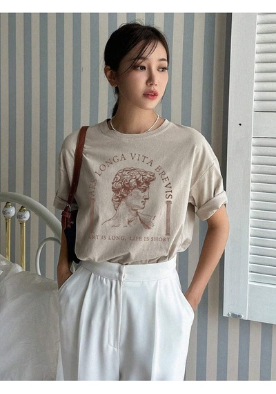 Uyguntarz Unisex Ars Longa Vita Brevis Baskılı Tasarım Tshirt Bej