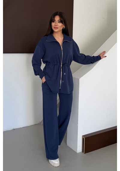Balenbi Oversize Fermuarlı Beli Bağcıklı Polo Yaka Modal Kadın Takım 1196 - Form Serisi Lacivert Balenbi Oversize Fermuarlı Beli Bağcıklı Polo Yaka Modal Kadın Takım 1196 - Form Serisi Lacivert