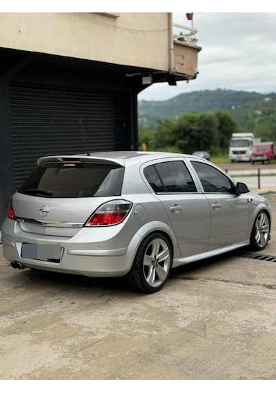 Opel Astra H Aero Marşpiyel Takımı -plastik