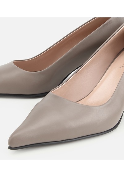 Hotiç Kadın Deri Vizon İnce Kısa Topuklu Stiletto