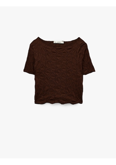 Koton Bürümcük Kumaş Slim Fit Kısa Kollu Kayık Yaka Crop Tişört Kahverengi 6sal10639ık Kahve
