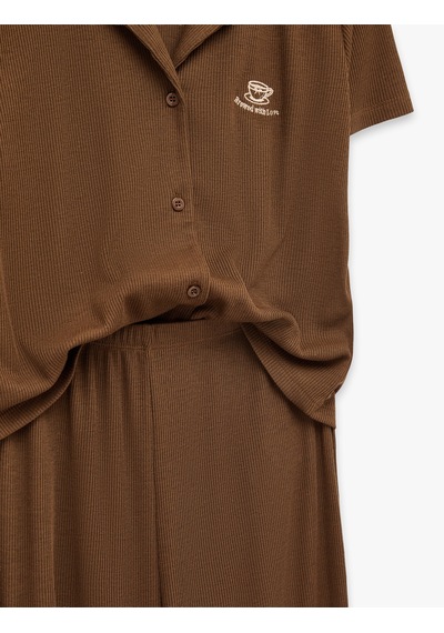 Koton Viskon Karışımlı Rahat Kesim Pijama Takımı Kahverengi 6slk40079mk Kahve