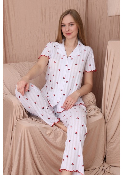 Wordex Mirano 1702 Kiraz Desenli Pointel İnce Kumaş Düğmeli Kısa Kollu Kadın Pijama Takımı Beyaz Wordex Mirano 1702 Kiraz Desenli Pointel İnce Kumaş Düğmeli Kısa Kollu Kadın Pijama Takımı Beyaz