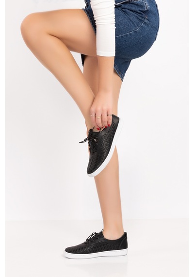 Artı-Artı031-00410-Kadın Hakiki Deri Ortopedik Siyah Sneaker Ayak Siyah