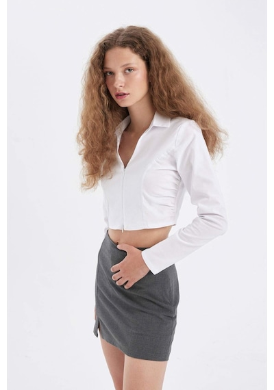Defacto Beyaz Fitted Vucuda Oturan Gömlek Yaka Fermuarlı Bengalin Uzun Kollu Crop Basic Düz Bluz C5037AX24AUWT36 Defacto Beyaz Fitted Vucuda Oturan Gömlek Yaka Fermuarlı Bengalin Uzun Kollu Crop Basic Düz Bluz C5037AX24AUWT36