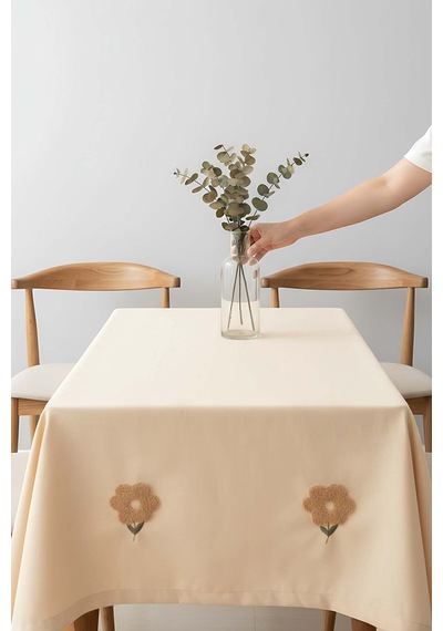 Florita Bej Punch İşlemeli Dertsiz Leke Tutmaz Masa Örtüsü 160x220 Cm Bej