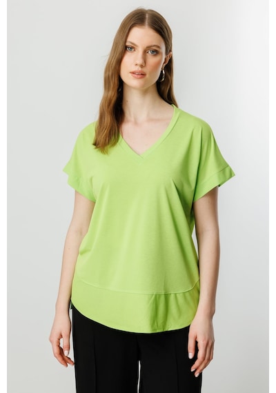 On Kadın Büyük Beden V Yaka Parçalı T-shirt 71476 Fıstık Yeşili