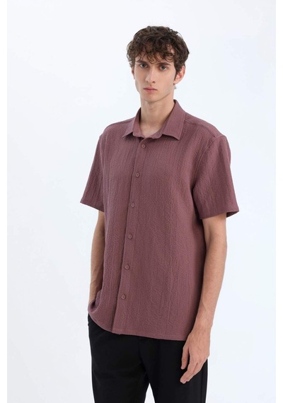 DeFacto Regular Fit Polo Yaka Krinkıl Yazlık Kısa Kollu Gömlek E1223AX25SMBN375 DeFacto Regular Fit Polo Yaka Krinkıl Yazlık Kısa Kollu Gömlek E1223AX25SMBN375