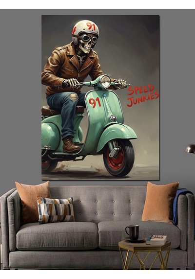 Ahşap Tablo Kasklı Scooter Süren Adam