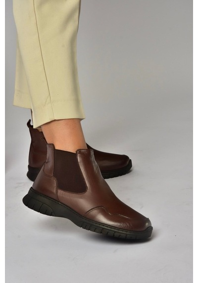 Fox Shoes Z555560803 Kahverengi Hakiki Deri Lastik Detaylı Kadın Bot
