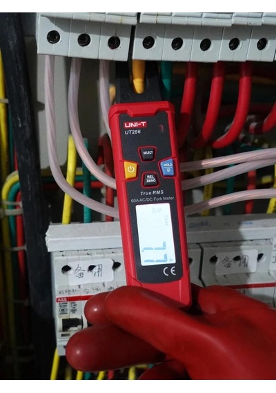 Uni-trend Multimeter Clamp Meter Ut256a Ut256b Ture Rms Digital Clamp Fork Meter Multimeter Ac/dc Voltage Current Resist