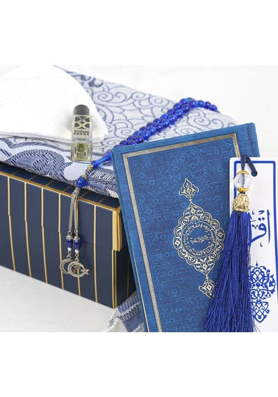 Mühürlü Kur'an-ı Kerim Çanta Boy 12x16 Cm & Erkek Esans & Erkek Tesbih 33'lü & Takke & Kitap Ayracı & Seccade