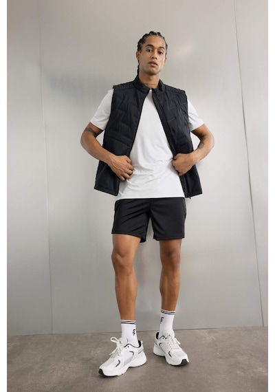 DeFactoFit Standart Fit Normal Kesim Sporcu Kısa Paça Şort C9176AX24AUBK81 Siyah