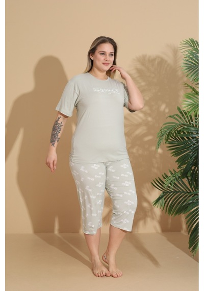 Eyfuze Kadın Curve Büyük Beden Milan Kumaş Kapri Kısa Kollu Pijama Takımı Açık Yeşil