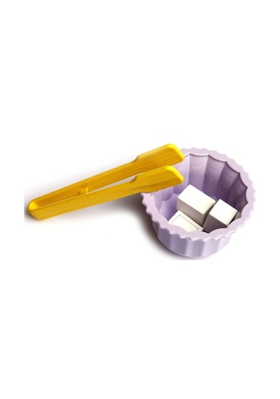 Kutulu Çay Vakti Ince Belli Bardaklarla Urt-011-001