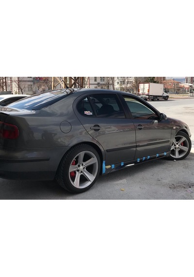 Seat Toledo Marşpiyel Takımı -- Plastik