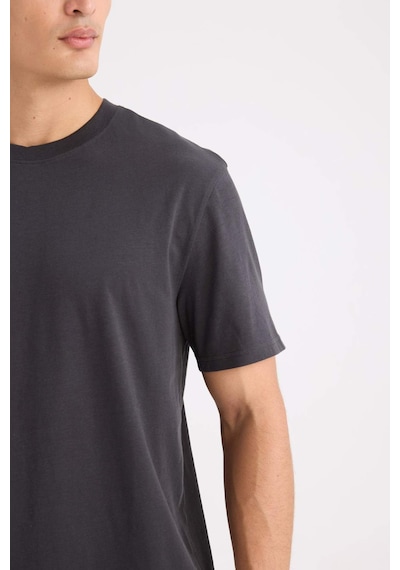 DeFacto %100 Pamuk New Regular Fit Bisiklet Yaka Basic Düz Kısa Kollu Tişört V7699AZ25SPAR214 DeFacto %100 Pamuk New Regular Fit Bisiklet Yaka Basic Düz Kısa Kollu Tişört V7699AZ25SPAR214