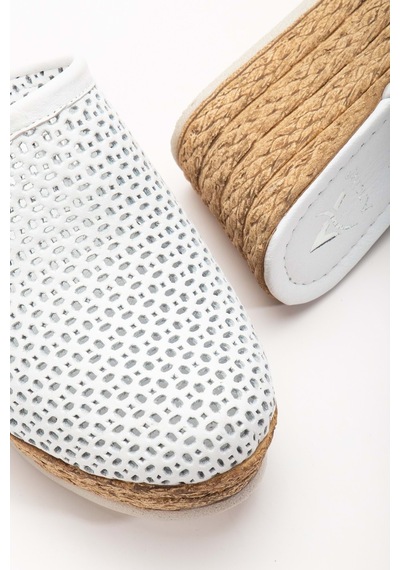 Analin Shoes Kadın Hakiki Deri Burnu Kapalı Dolgu Topuk Terlik Beyaz