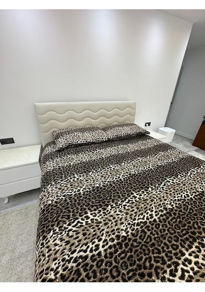 Tek Kişilik Kapitoneli Çok Amaçlı Örtü Seti 160x240 Çeyiz Seti Çeyiz Takımı Leopar Kahverengi