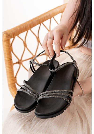 1001-1100 Siyah Taşlı Kadın Sandalet Siyah