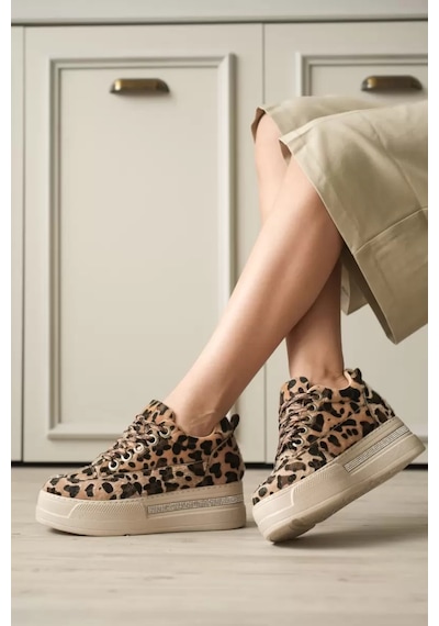 Trendella Kadın Leopar Desenli Gizli Topuklu Sneaker Tr04ms01e Beyaz