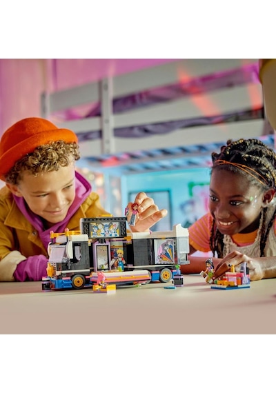 LEGO® Friends Pop Star Müzik Turne Otobüsü 42619 8+ Yaratıcı Oyuncak Yapım Seti - 845 Parça