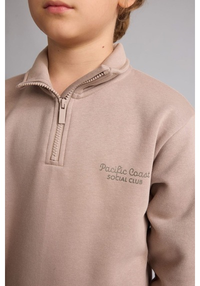 Defacto Regular Fit Yarım Fermuarlı Dik Yaka İçi Yumuşak Tüylü Yazı İşlemeli Sweatshirt Erkek Çocuk H9689a826wnbn615 Kahve-bn615