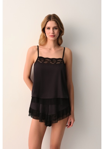 Suwen Vivienne İnce Askılı Dantelli Pijama Üstü St4450607012 Siyah