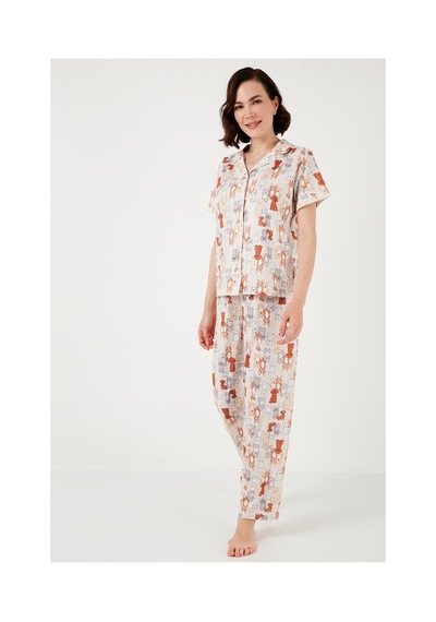 Lela Desenli Kısa Kollu Beli Lastikli Gömlek Yaka Dokuma Regular Fit Bayan Pijama Takımı 6571010 Bej