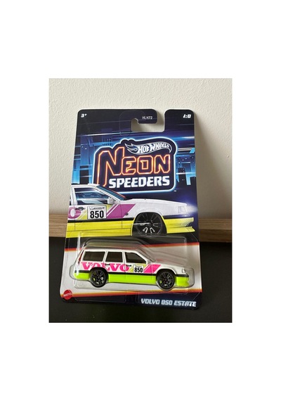 Hot Wheels Volvo 850 Estate Çok Renkli
