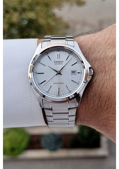 Casio Csıste85 Erkek Kol Saati