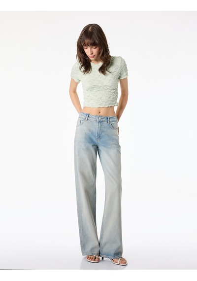 Koton Bürümcük Kumaş Slim Fit Kısa Kollu Kayık Yaka Crop Tişört Yeşil 6sal10639ık