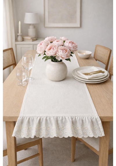 % 100 Pamuklu Ham Keten Ucu Fırfırlı Runner& Dekoratif Örtü Bej 40 x 110 CM