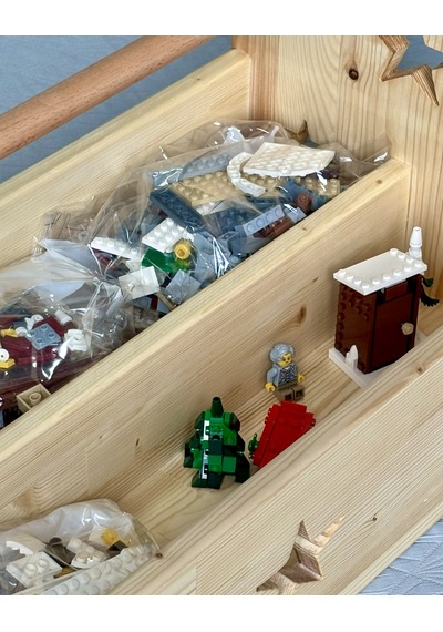 Doruk Ahşap Atölyesi Masif Ahşap Montessori Bulut Figürlü Büyük Boy Çocuk Odası Kitaplığı & Oyuncak Sandığı Doruk Ahşap Atölyesi Masif Ahşap Montessori Bulut Figürlü Büyük Boy Çocuk Odası Kitaplığı & Oyuncak Sandığı