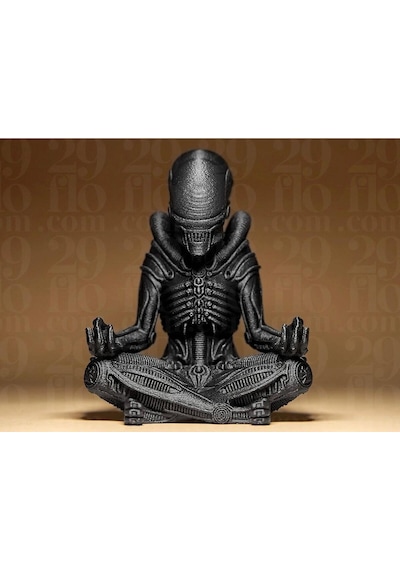 Xenomorph Alien Meditasyon Figürü - Yoga Yapan Uzaylı Yaratık Biblo Masaüstü Dekoratif Hediyelik