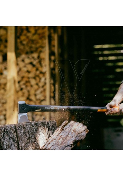 Fiskars 1069109 X36 L Büyük Yarma Baltası