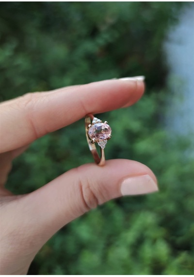 Morganite Yan Taşları Pırlanta Yüzük- Ak1304