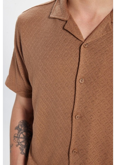Tudors Erkek Slim Fit Dar Kesim Kısa Kollu Örme Doku Apaş Yaka Kahverengi Gömlek-33044 Kahverengi