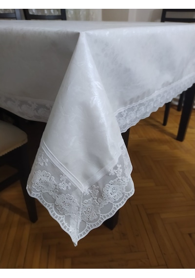 Masa Örtüsü Pvc Dantel Kenar 140X180Cm