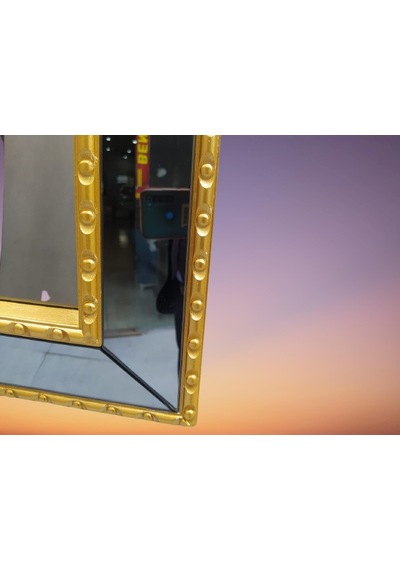AYNA-Dresuar HAYAL MODEL Parlak Gold Renk  Kayın torna Kutu içinde sevk El Yapım Gold