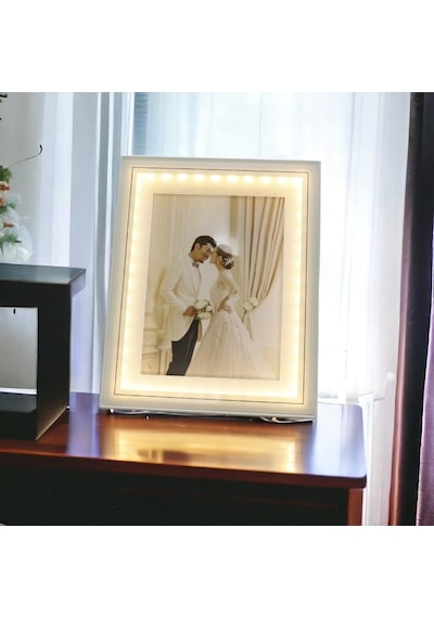 T.concept Led Işıklı Fotoğraf Çerçevesi Beyaz 25 20 Cm