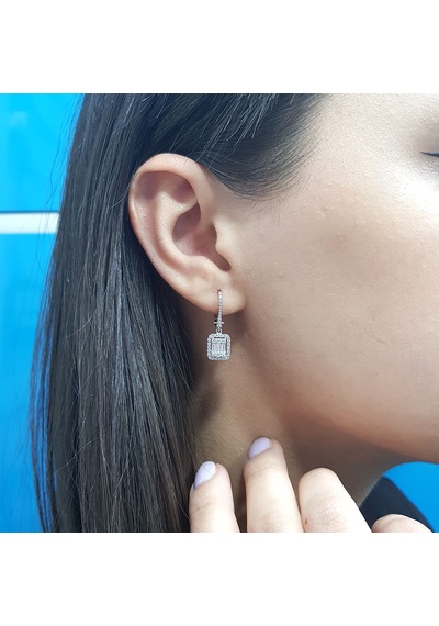 Lova 0,80 Karat Baget Pırlanta Küpe - 3030028