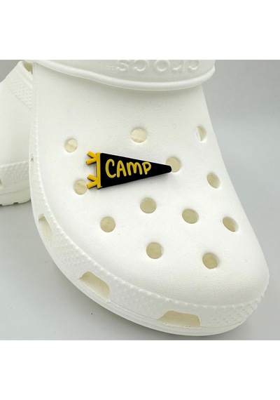 Crocs Terlik Süsü Ve Aksesuarı , Çanta Süsü Jibbitz 3d Camp Yazılı Üçgen Bayrak 02 Görsel Logo Aksesuar Hardal Siyah Crocs Terlik Süsü Ve Aksesuarı , Çanta Süsü Jibbitz 3d Camp Yazılı Üçgen Bayrak 02 Görsel Logo Aksesuar Hardal Siyah